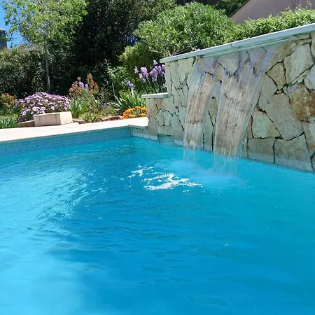 Villa Iris, Climatisee Avec 4 Et Piscine A Boulouris Sur Saint-Raphael (Var)
